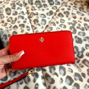Red/orange Tory Burch wallet/wristlet new with tags